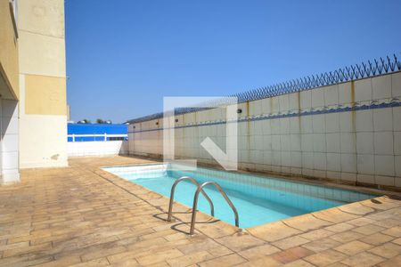 Apartamento para alugar com 54m², 2 quartos e 1 vaga Apartamento para alugar com 54m², 2 quartos e 1 vagaÁrea comum - Piscina