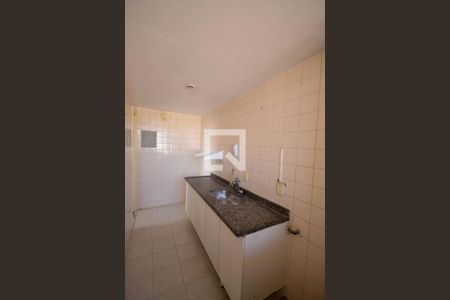 Apartamento para alugar com 54m², 2 quartos e 1 vaga Apartamento para alugar com 54m², 2 quartos e 1 vagaCozinha e Área de Serviço