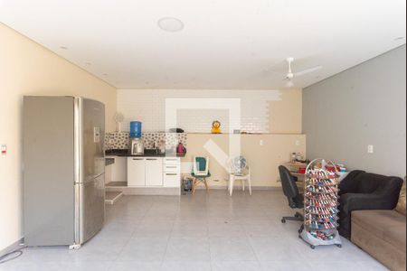 Casa à venda com 250m², 3 quartos e 6 vagasEdícula- Sala