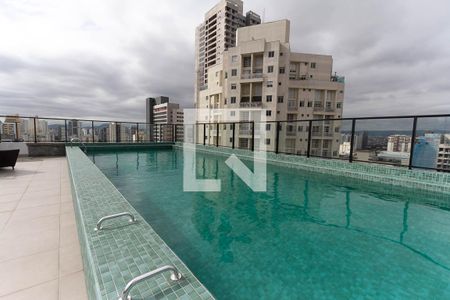 Apartamento à venda com 32m², 1 quarto e sem vagaÁrea da Piscina