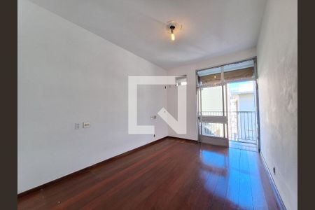 Apartamento à venda com 239m², 6 quartos e 2 vagas Apartamento à venda com 239m², 6 quartos e 2 vagasQuarto 1