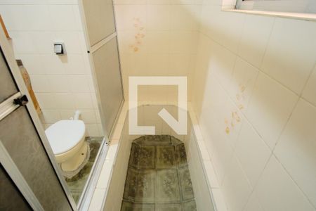 Casa à venda com 300m², 2 quartos e 4 vagasBanheiro