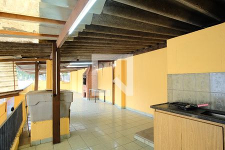 Casa à venda com 300m², 2 quartos e 4 vagasTerraço