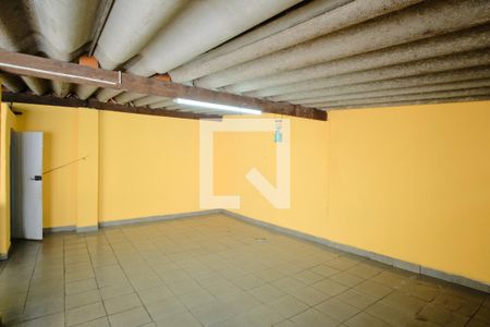 Casa à venda com 300m², 2 quartos e 4 vagasLavanderia