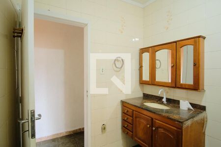 Casa à venda com 300m², 2 quartos e 4 vagasBanheiro