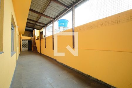 Casa à venda com 300m², 2 quartos e 4 vagasQuintal