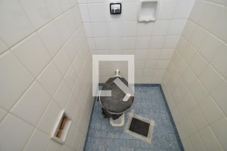 Casa à venda com 427m², 5 quartos e 2 vagasBanheiro de Serviço