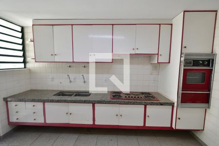 Casa à venda com 427m², 5 quartos e 2 vagasCozinha