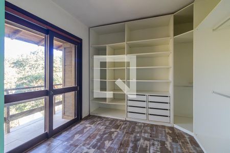Casa à venda com 1000m², 2 quartos e 4 vagasQuarto 1 - Closet