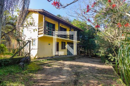 Casa à venda com 1000m², 2 quartos e 4 vagasFachada