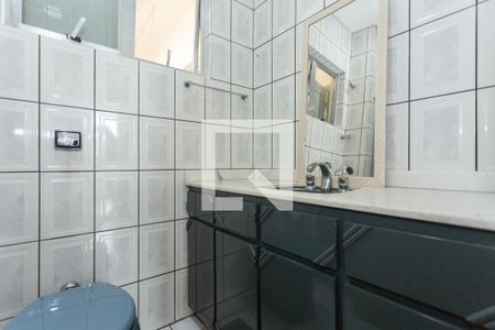 Apartamento para alugar com 105m², 3 quartos e sem vagaBanheiro