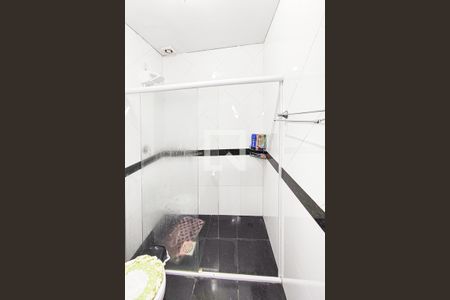 Casa para alugar com 265m², 3 quartos e 2 vagasBanheiro 2