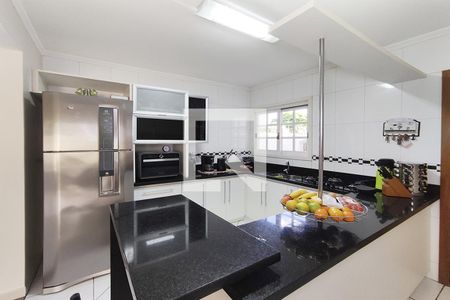 Casa para alugar com 265m², 3 quartos e 2 vagasCozinha