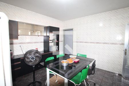 Casa à venda com 180m², 3 quartos e 3 vagasCozinha
