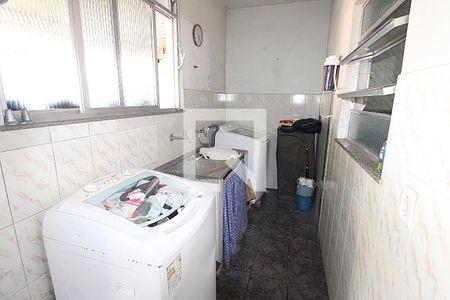 Casa à venda com 180m², 3 quartos e 3 vagasÁrea de Serviço