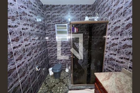 Casa à venda com 180m², 3 quartos e 3 vagasBanheiro