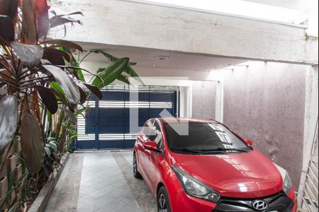 Casa para alugar com 181m², 3 quartos e 4 vagas Casa para alugar com 181m², 3 quartos e 4 vagasGaragem