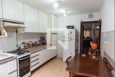 Casa para alugar com 181m², 3 quartos e 4 vagas Casa para alugar com 181m², 3 quartos e 4 vagasCozinha