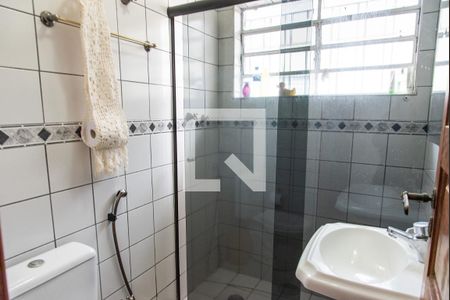 Casa para alugar com 181m², 3 quartos e 4 vagas Casa para alugar com 181m², 3 quartos e 4 vagasBanheiro da suíte