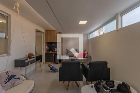Apartamento à venda com 115m², 2 quartos e 1 vagaÁrea Privativa
