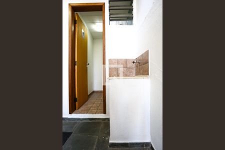 Casa à venda com 250m², 4 quartos e 2 vagas Casa à venda com 250m², 4 quartos e 2 vagasÁrea de Serviço