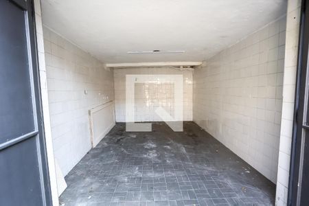 Casa à venda com 250m², 4 quartos e 2 vagas Casa à venda com 250m², 4 quartos e 2 vagasGaragem