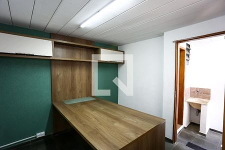 Casa à venda com 250m², 4 quartos e 2 vagas Casa à venda com 250m², 4 quartos e 2 vagasEdícula quarto 1