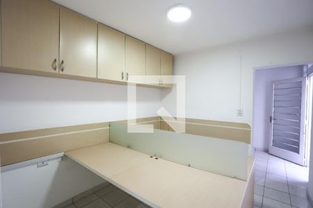 Casa à venda com 250m², 4 quartos e 2 vagas Casa à venda com 250m², 4 quartos e 2 vagasSala de Jantar