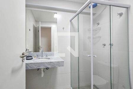 Banheiro de apartamento para alugar com 3 quartos, 99m² em Balneario Cidade Atlantica, Guarujá