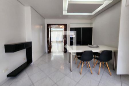 Casa à venda com 226m², 3 quartos e 3 vagas Casa à venda com 226m², 3 quartos e 3 vagasCozinha