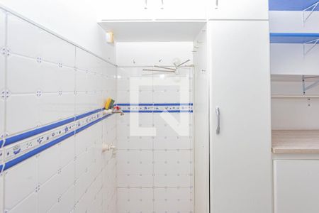 Apartamento à venda com 65m², 2 quartos e 1 vaga Apartamento à venda com 65m², 2 quartos e 1 vagaCozinha e Área de Serviço