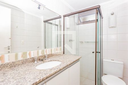 Banheiro da Suíte 1 de apartamento à venda com 2 quartos, 65m² em Aclimação, São Paulo