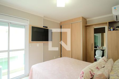 Casa de condomínio à venda com 230m², 4 quartos e 3 vagasSuíte 1