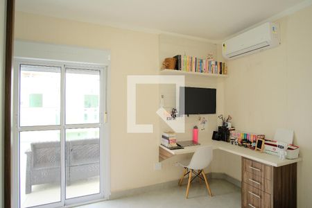 Casa de condomínio à venda com 230m², 4 quartos e 3 vagasSuíte 2