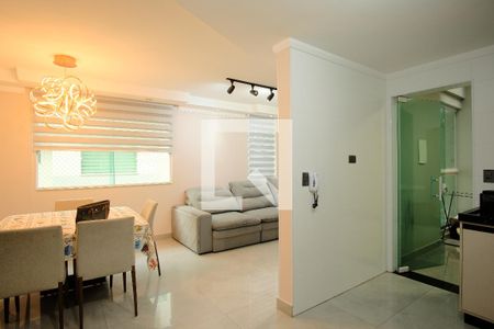 Casa de condomínio à venda com 230m², 4 quartos e 3 vagasCozinha