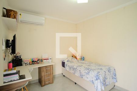 Casa de condomínio à venda com 230m², 4 quartos e 3 vagasSuíte 2