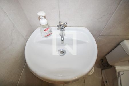 Casa para alugar com 300m², 4 quartos e 4 vagasBanheiro de Serviço