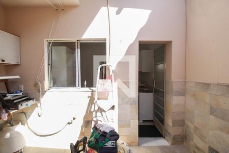 Casa à venda com 120m², 3 quartos e sem vagaÁrea de Serviço