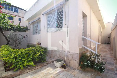 Casa à venda com 120m², 3 quartos e sem vagaEntrada