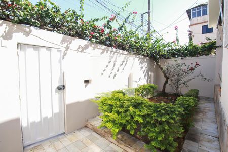 Casa à venda com 120m², 3 quartos e sem vagaVaranda