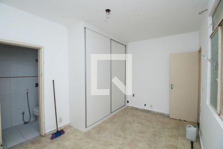 Casa à venda com 120m², 3 quartos e sem vagaSuíte