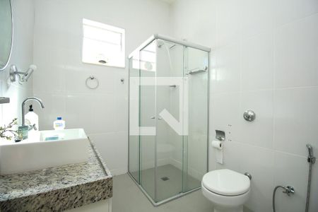 Casa à venda com 120m², 3 quartos e sem vagaBanheiro