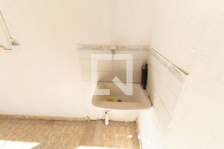 Casa para alugar com 80m², 2 quartos e 1 vaga Casa para alugar com 80m², 2 quartos e 1 vagaLavanderia