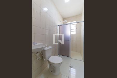 Casa para alugar com 80m², 2 quartos e 1 vaga Casa para alugar com 80m², 2 quartos e 1 vagaBanheiro