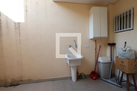 Lavanderia de casa para alugar com 3 quartos, 150m² em Vila Primavera, São Paulo