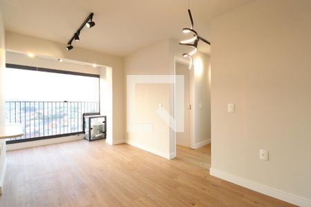 Sala de apartamento para alugar com 2 quartos, 55m² em Vila Anastácio, São Paulo