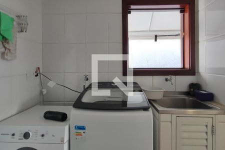 Casa à venda com 615m², 6 quartos e 6 vagasÁrea de Serviço