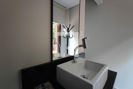 Casa à venda com 615m², 6 quartos e 6 vagasBanheiro Suíte 5