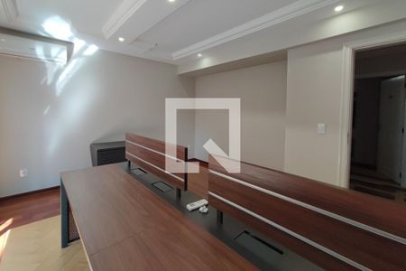 Casa à venda com 615m², 6 quartos e 6 vagasEscritório