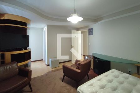 Casa à venda com 615m², 6 quartos e 6 vagasQuarto Suíte 2